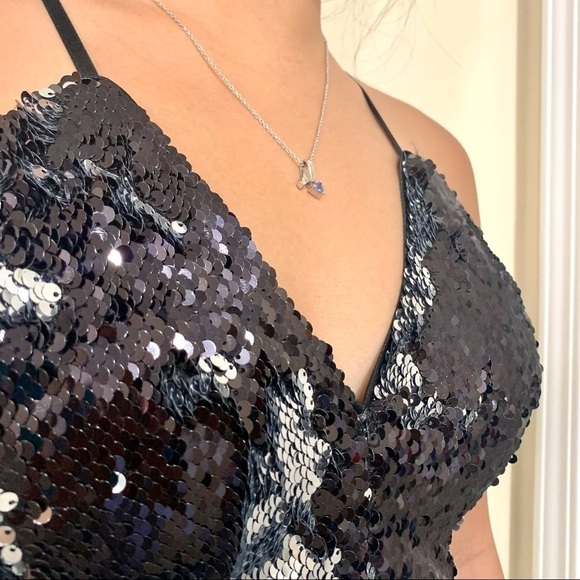 NEW BEBE Waking Up in Vegas Sequin Dress size XS - Picture 6 of 9